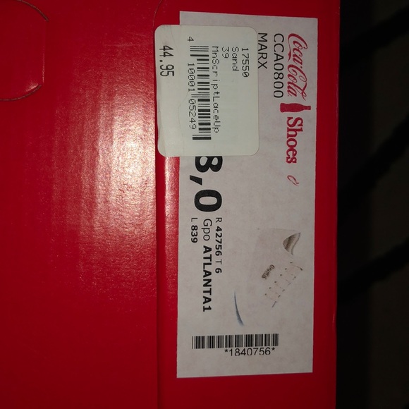 Men’s Coca-Cola Shoes - Picture 2 of 4